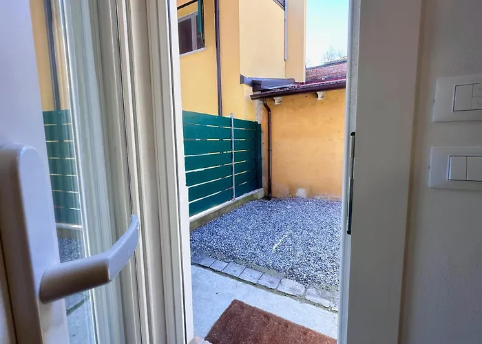 La Casa Di Leo Apartment *